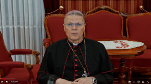 Read more about the article Božićna poruka đakovačko-osječkog nadbiskupa Đure Hranića